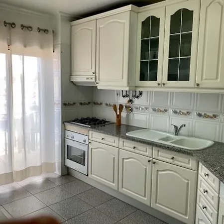 Apartamento Saloio アパート *